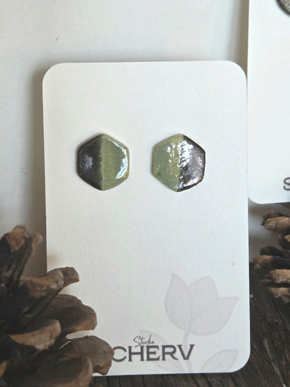 Hexagon - Graphite Moss